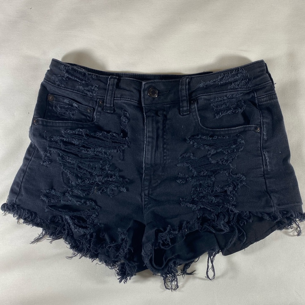 Ripped free people vibe black jean shorts size 4